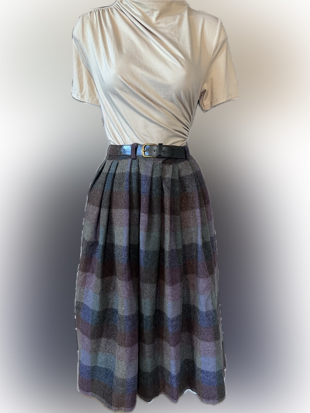 Vintage 60s Wool Plaid Circle Skirt with Matching Original Belt, Academia/Preppy